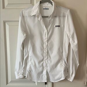 NWOT Columbia women’s PFG performance shirt